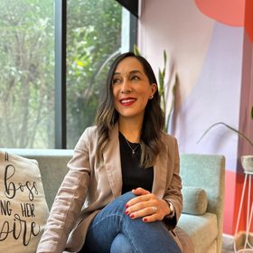 Pamela Herrera · Founder & CEO de Selection Book